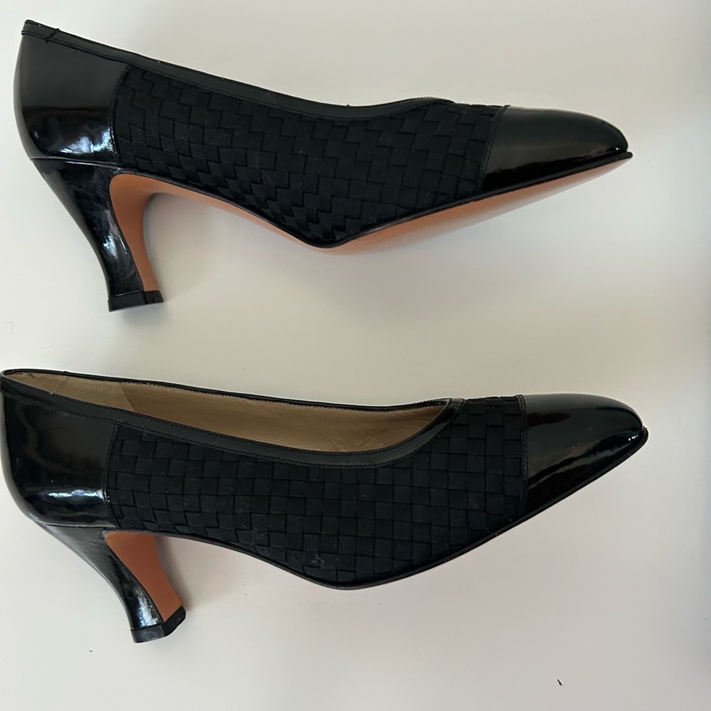 Salvatore Ferragamo Elegant Black Women's Heels - Size 5 Narrow